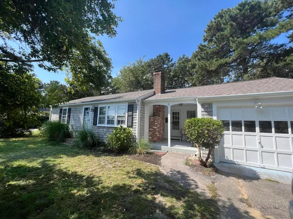 21 Yelverton Lane, West Yarmouth, MA 02673