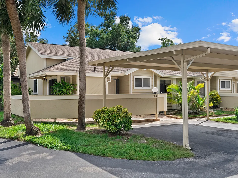 3001 Seawind Cir #10-C