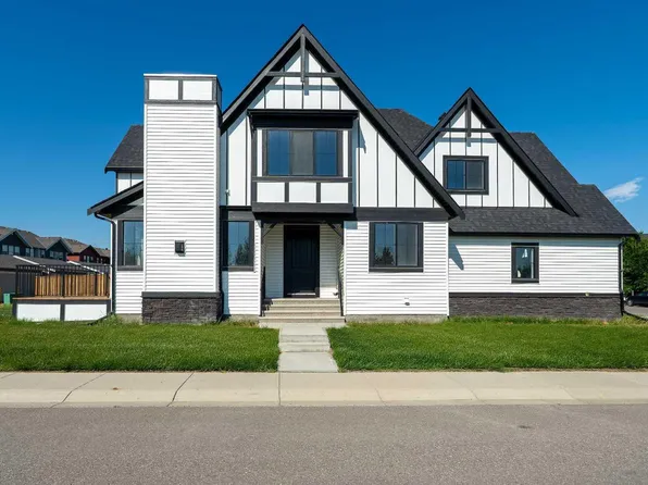 1209 Coopers Dr SW, Airdrie, AB T4B 3T6