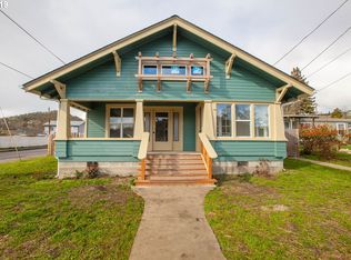 1718 NE Commercial Ave, Roseburg, OR 97470