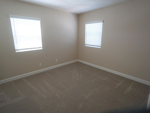4th image of 1069 Missouri St