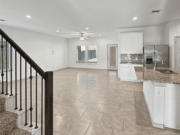 2nd image of 1514 Westland Ct #1514