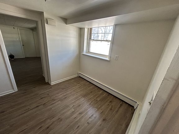 3rd image of 1651 W Turner St #2