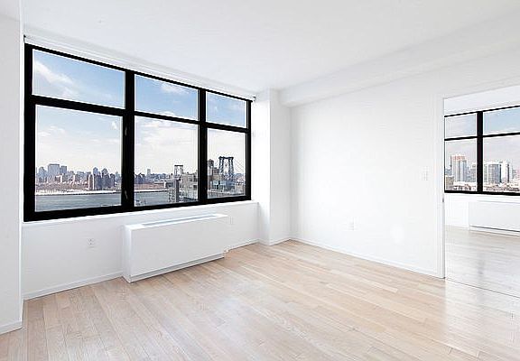 5th image of 424 Bedford Ave APT 11B