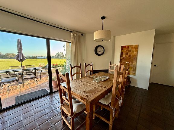 Dining area to patio