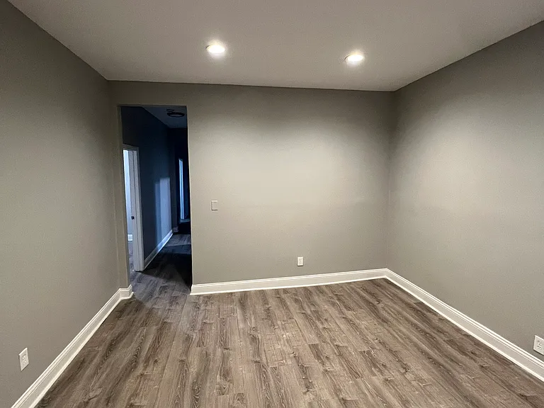 7053 S Dante Ave #1W — Photo 1