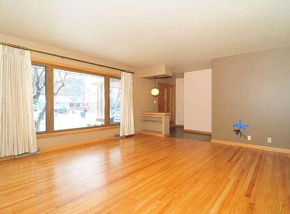 3rd image of 155 N 110th St