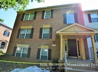 1112 Huntmaster Ter NE #NE02, Leesburg, VA 20176