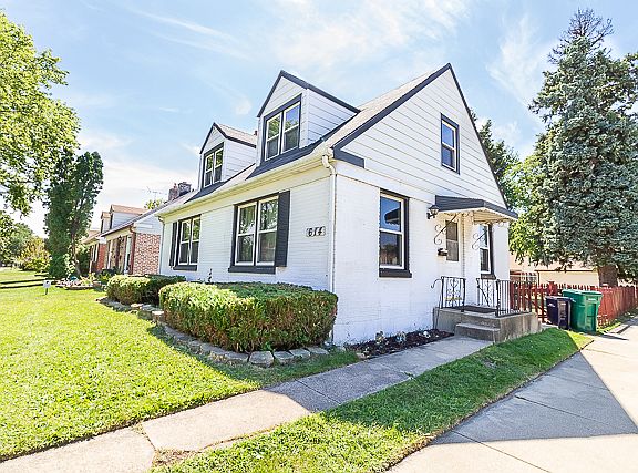 2nd image of 614 Portsmouth Ave