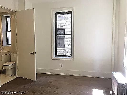 4th image of 770 Saint Marks Ave #E2