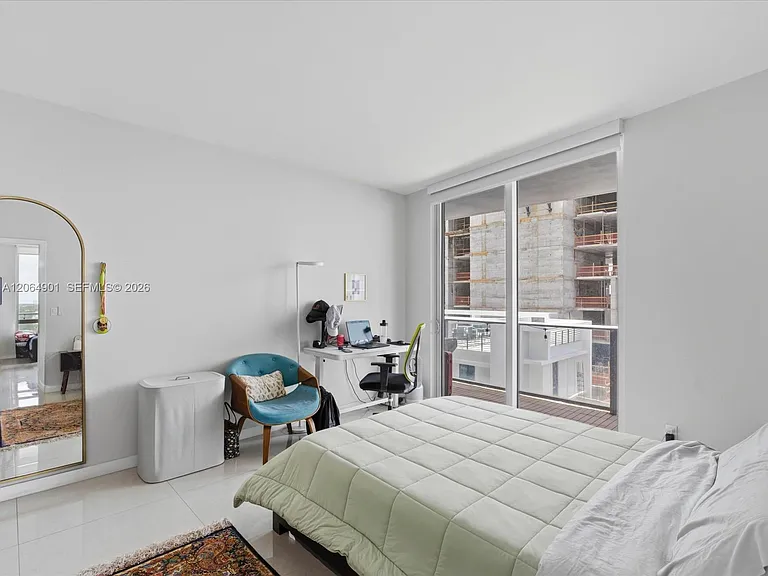 1010 SW 2nd Ave #1009 — Photo 14
