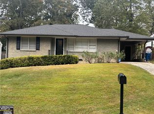 1919 Montrose Dr, East Pt, GA 30344
