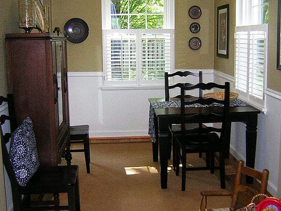 Dining Rm