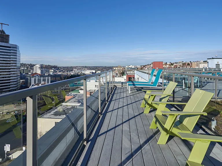 Rooftop Lounge