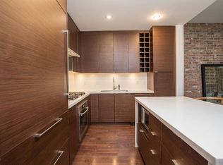 1241 Homer St #402, Vancouver, BC V6B2Y9