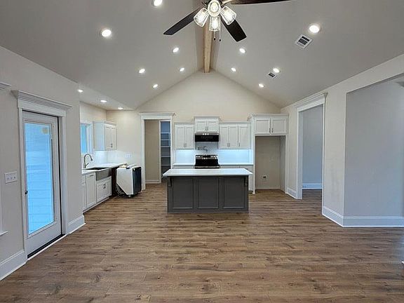 5th image of 310 McNeal Heritage Cir