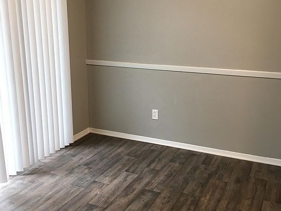 Dinning room 1
