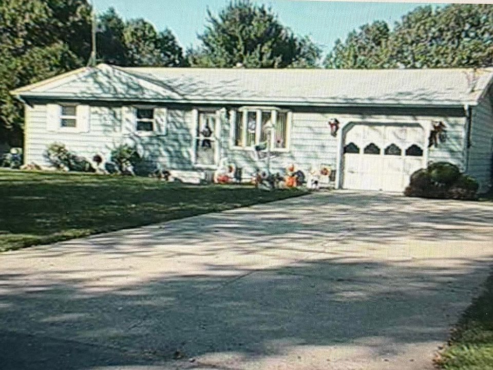 1st image of 10301 Glenwood Ave