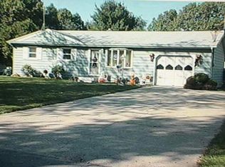 10301 Glenwood Ave, Osceola, IN 46561