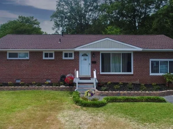 8033 Tarpon Pl, Norfolk, VA 23518