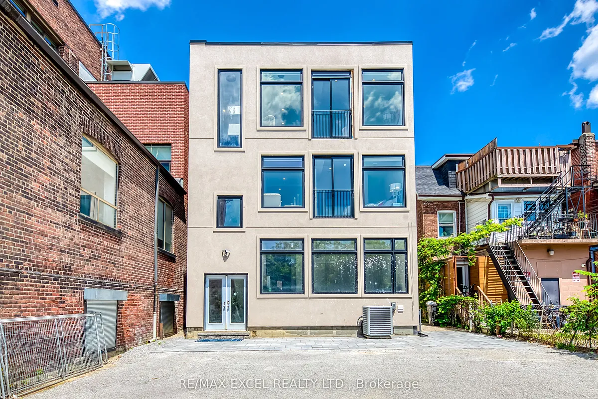 Building Photo - 923 College St #A