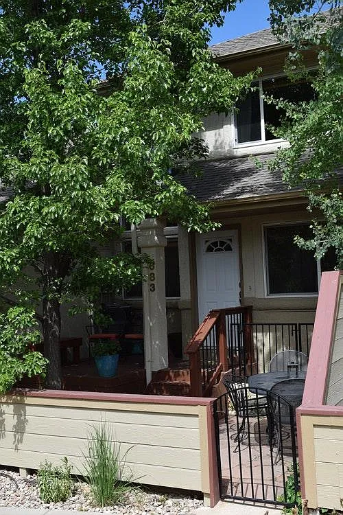 Private and quiet unit at the far east of complex - 683 Ridgeview Dr