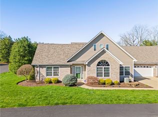 1030 Waterford Ct E, Canonsburg, PA