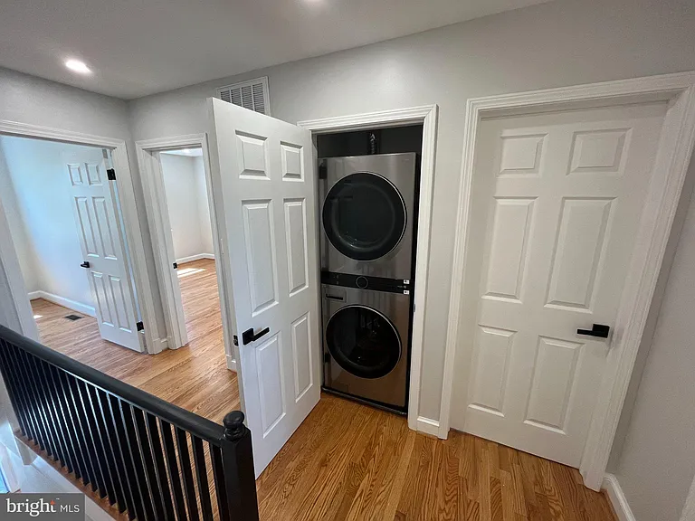 327 Whittier St NW #A — Photo 40