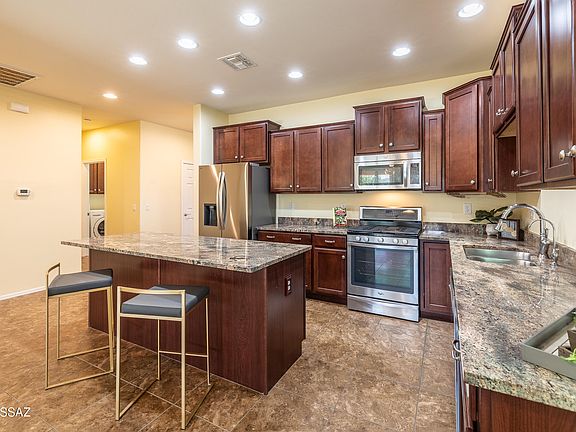 2nd image of 13964 E Stanhope Blvd