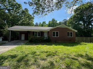 1571 Pete Dickens Rd, Bogart, GA 30622