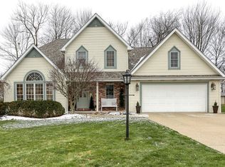 224 Camelot Dr, Butler, PA 16001