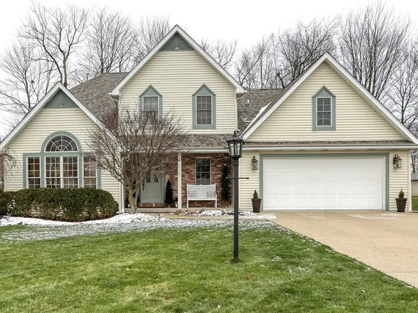 224 Camelot Dr, Butler, PA 16001