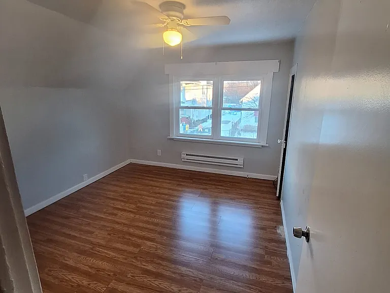 3282 W 48th St — Photo 5