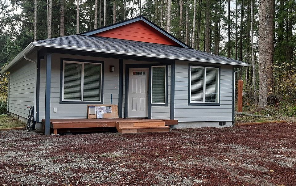 1st image of 22546 Clearland Ln SE