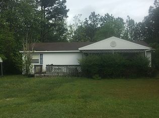 315 Electric Ln, Hampstead, NC 28443