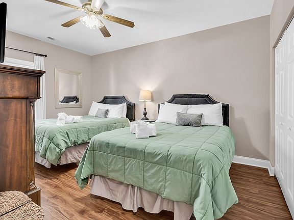 4th image of 108 Cypress Point Ct. #202