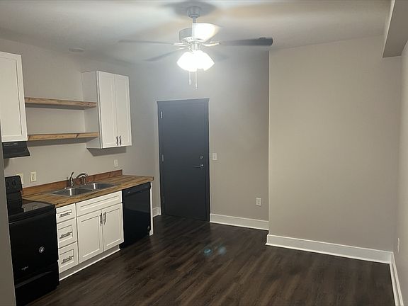 2nd image of 4 S King St APT 202
