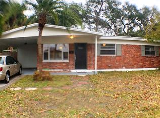 8015 W Powhatan Ave, Tampa, FL 33615
