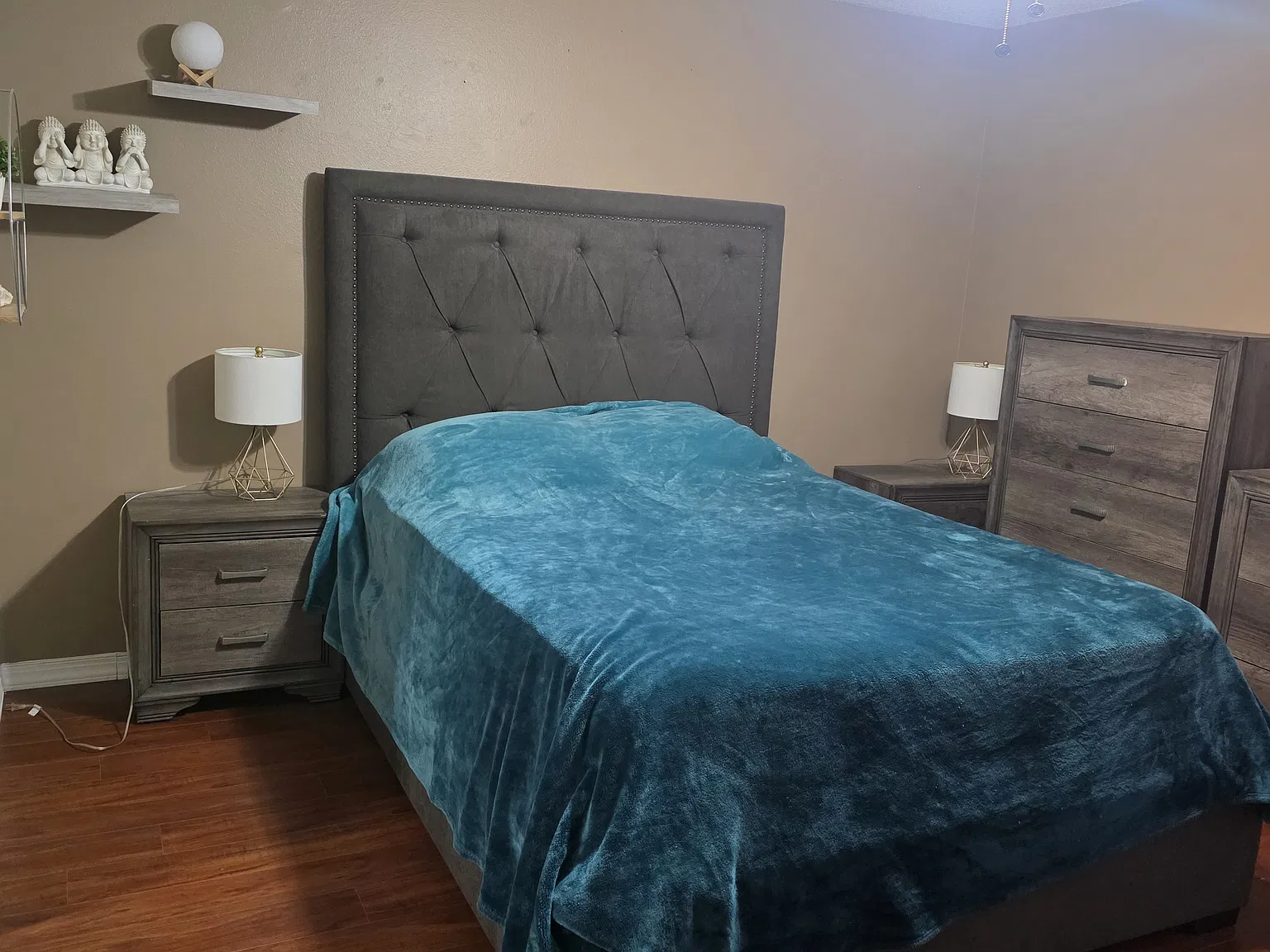 3 bed, 1341 sqft, $1,350 — Photo 1