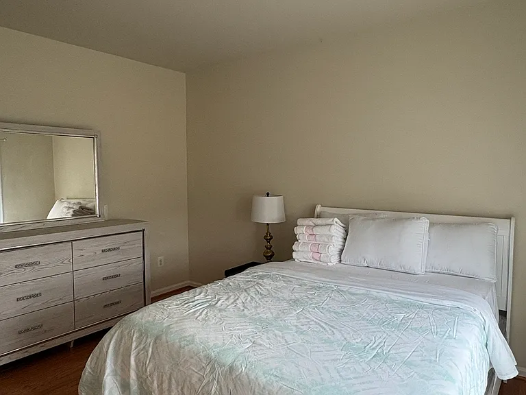 11430 Grandview Ave — Photo 7