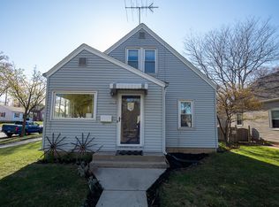 3277 S Burrell St, Milwaukee, WI 53207