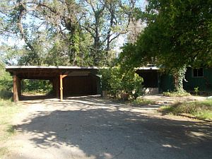 4th image of 18980 River Crest Dr
