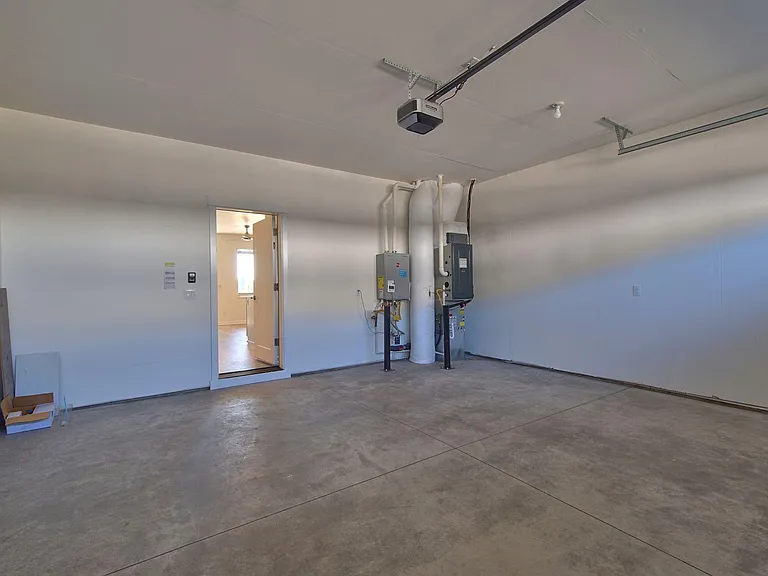 5617 SE Logan Ln — Photo 49