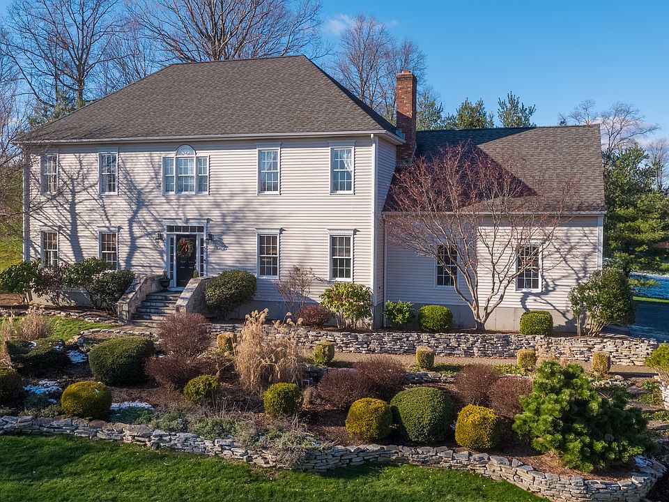 56 Pine Ledge Trail