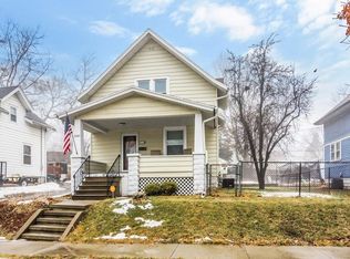 330 11th St SW, Cedar Rapids, IA 52404