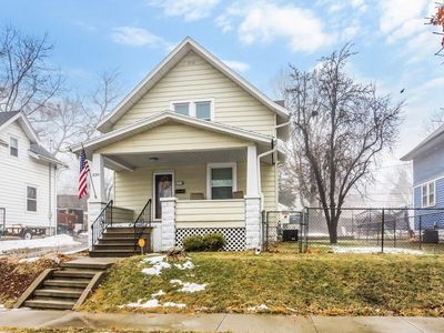 330 11th St SW, Cedar Rapids, IA, 52404