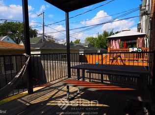 4030 N Sacramento Ave #1, Chicago, IL 60618
