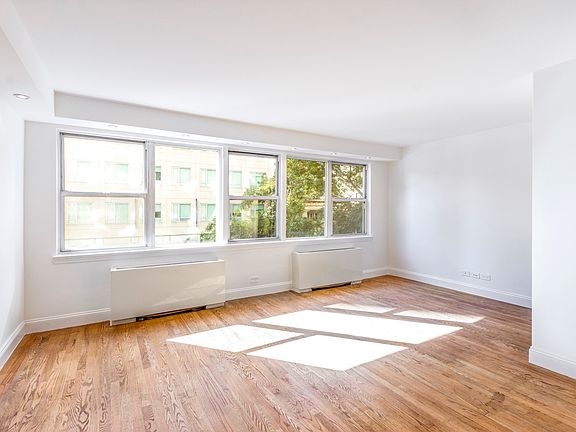 4th image of 155 E 34th St APT 3M