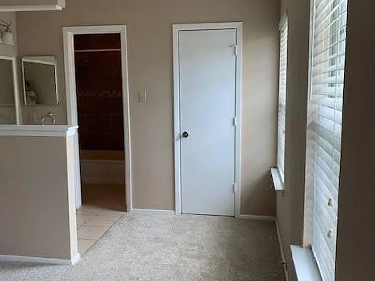 7208 Southridge Trl — Photo 10