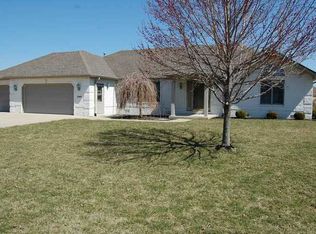 6304 S Lorry Ln, Pendleton, IN 46064